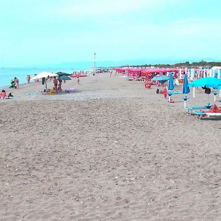 Stella Marina Jonica 1Km Vom Strand Mit Terrasse Apartment Policoro Exterior photo